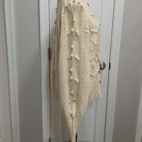 AVOCA Collection County Wicklow, IRELAND Handknit ARANSweater VINTAGE L/XL - Picture 3 of 10